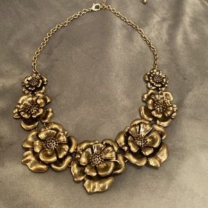 pewter flowers necklace